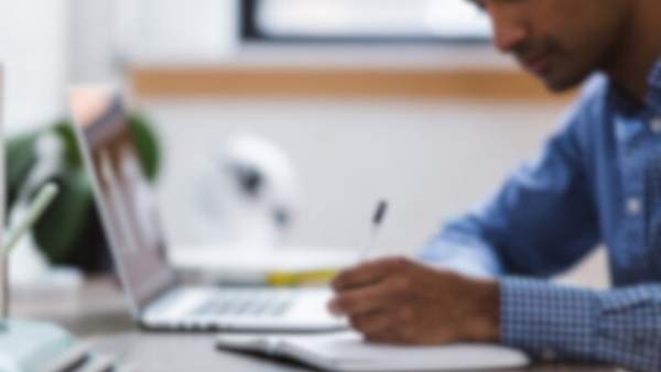 Image illustrant une offre d'emploi d'assistant ADV
